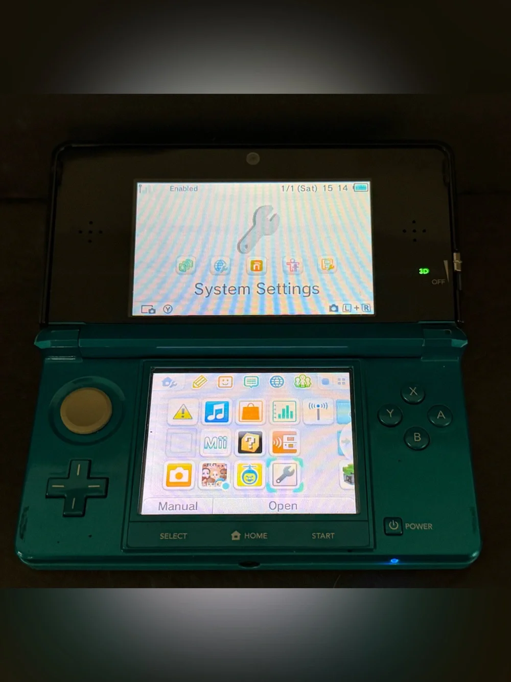 Nintendo 3DS Aqua Blue Handheld Handheld Console System CTR-001 Tested